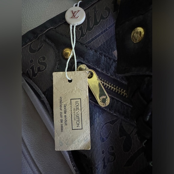 Louis Vuitton inventeur- light brown and dark brown. In good condition like new - Picture 3 of 5